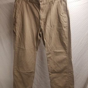 955 - Carhartt 42W 32L Work Pants